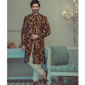 Inmitable Velvet Crafted Embroidery Sherwani For Men